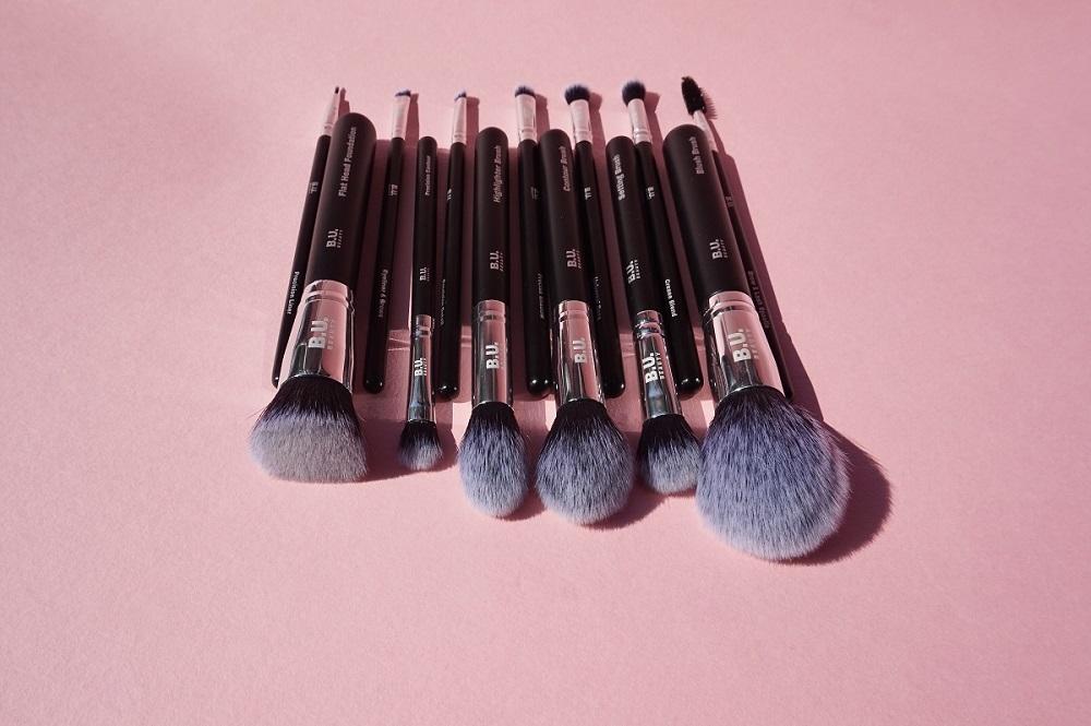 B.U.beauty The Essentials Kit - Image 4