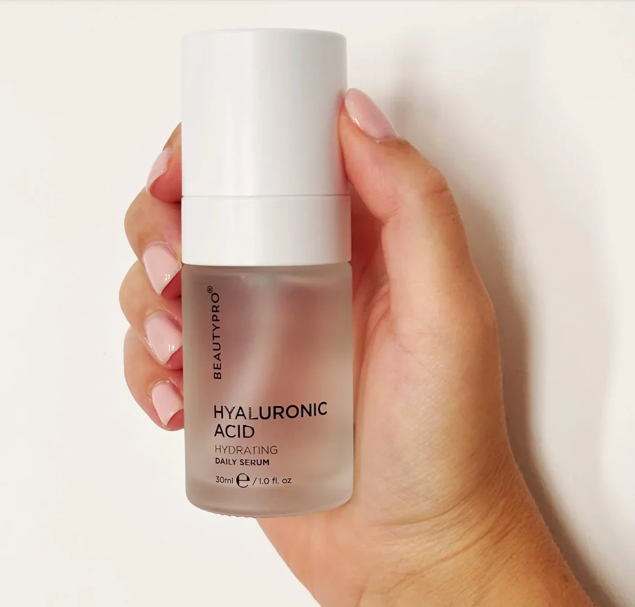 BeautyPro HYDRATING Hyaluronic Acid 2% Daily Serum 30ml - Image 3