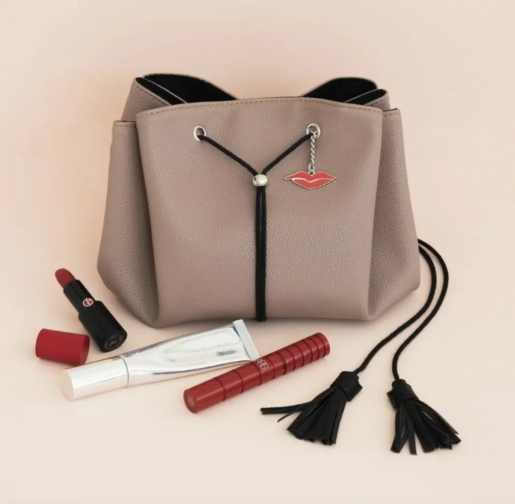 Donna May London Lay Flat Makeup Bag in Nude - Image 4