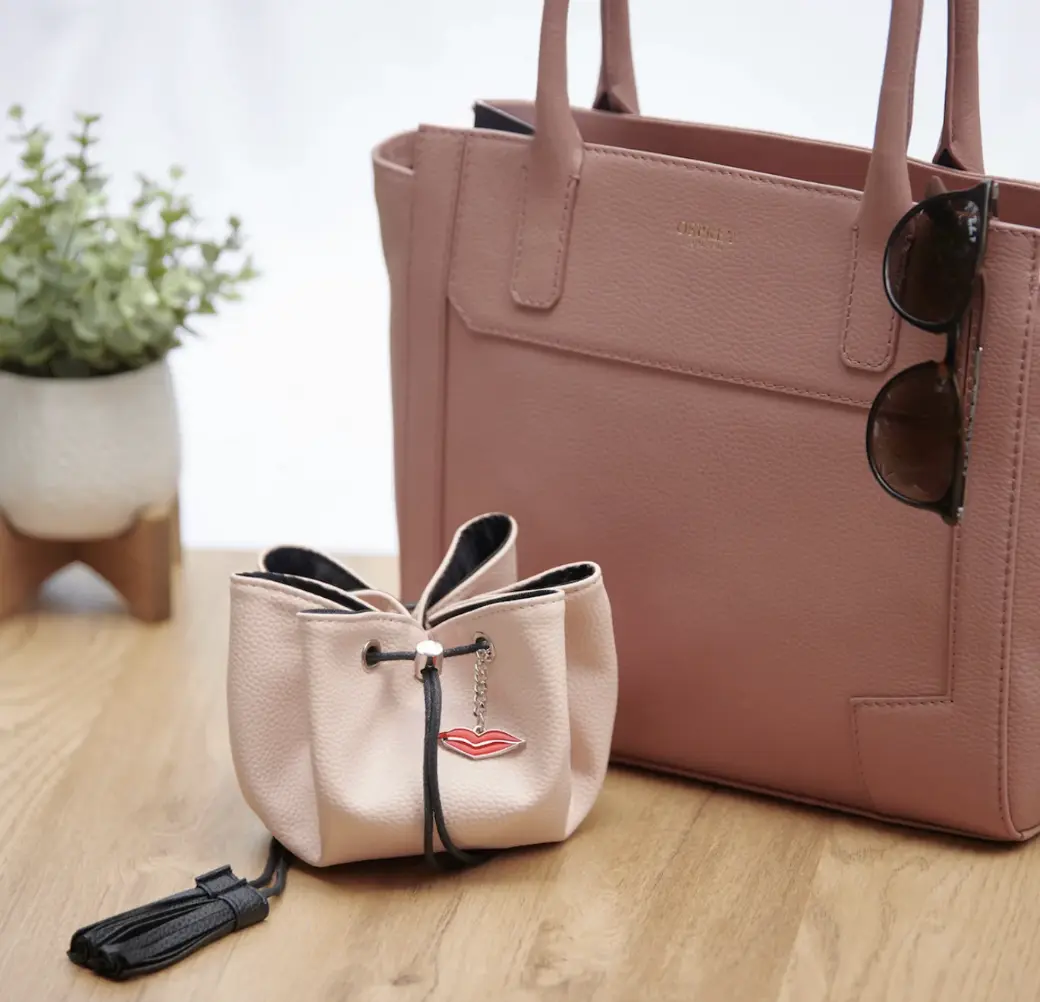 Donna May London Lay Flat Mini Makeup Bag in Blush Pink - Image 2