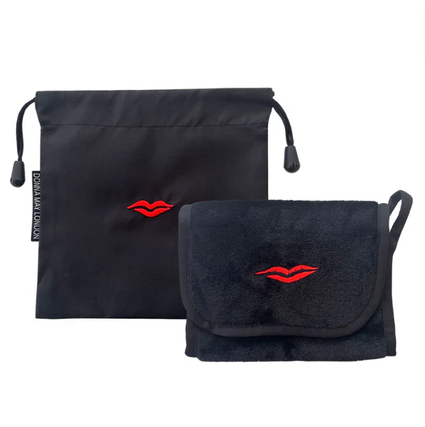 Donna May London Reusable Eco Makeup Remover Cloth in Black - Image 4