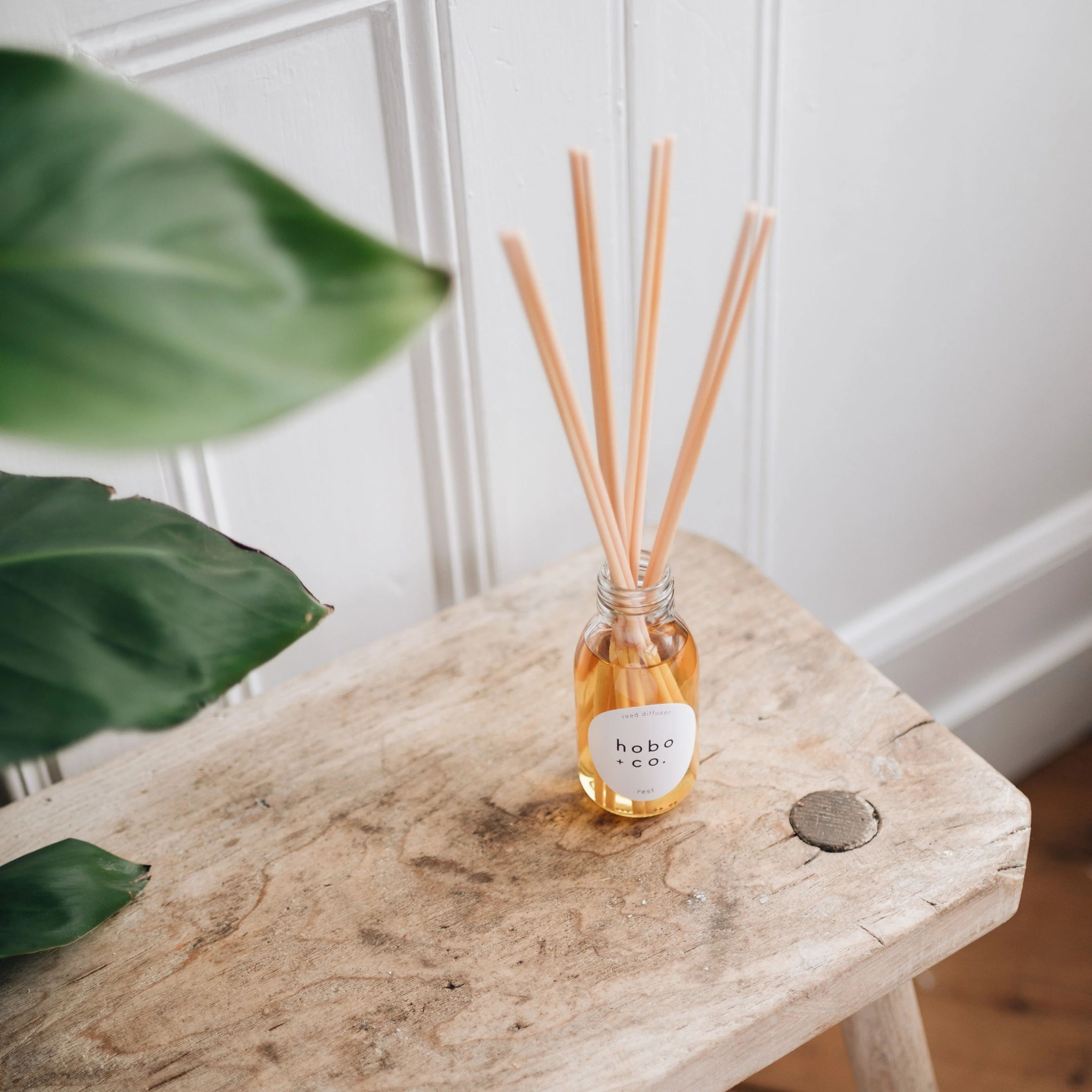 Hobo+Co - Rest Aromatherapy Essential Oil Scented Reed Diffuser - Image 2