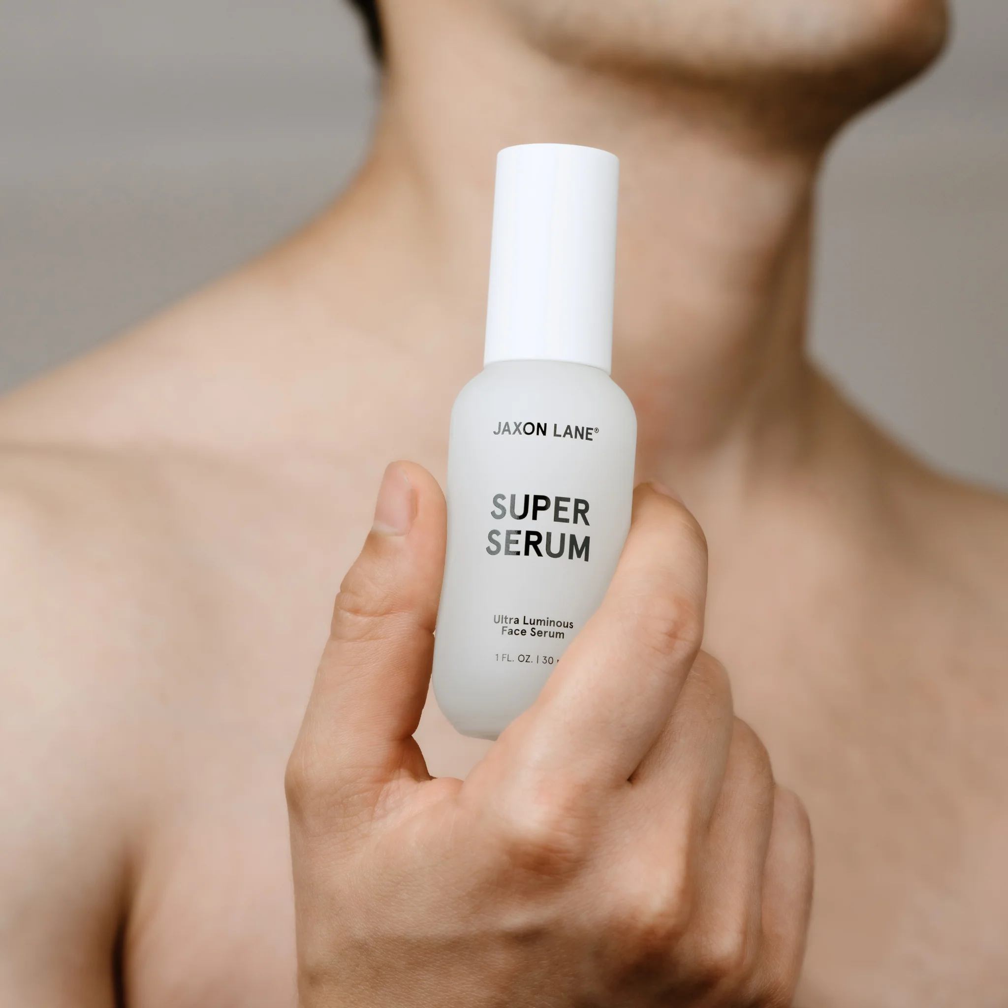 Jaxon Lane Super Serum Ultra Luminous Face Serum 30ml - Image 3
