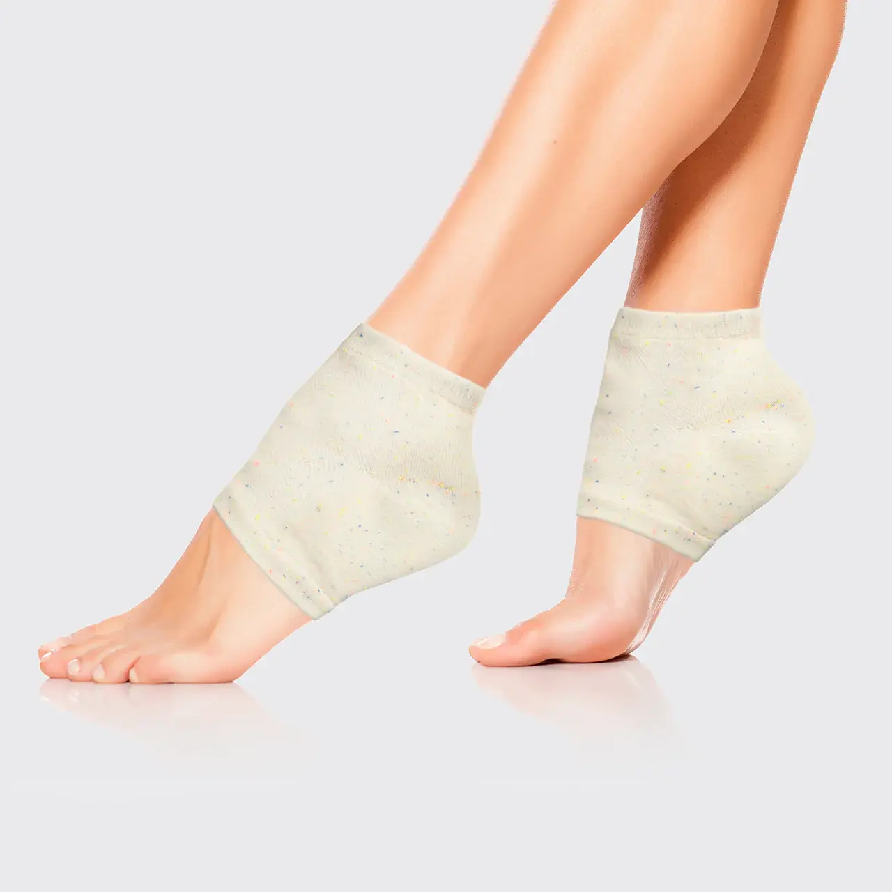 Kitsch Moisturizing Spa Socks - Image 2