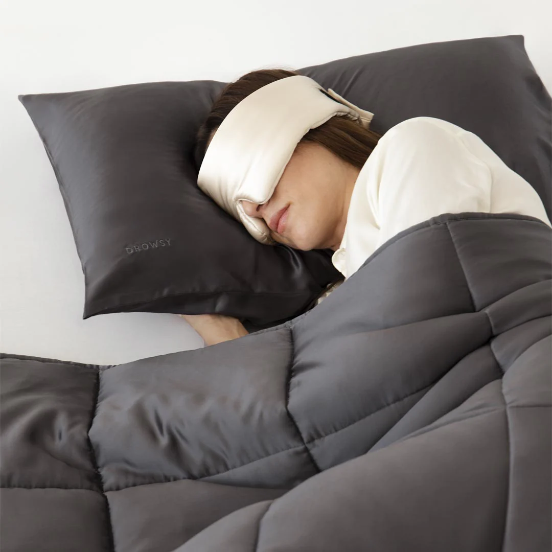 Drowsy Sleep Co Moonlight Shadow Silk Weighted Blanket - Image 5