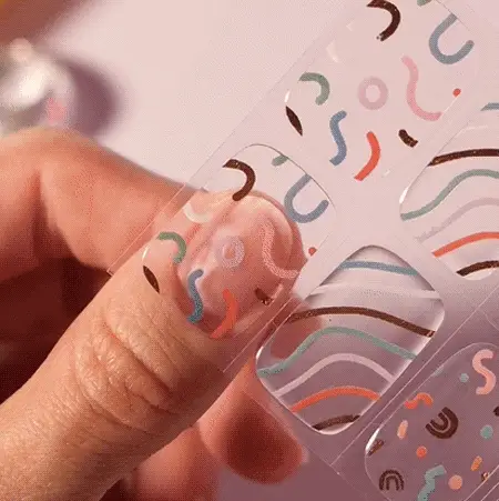 MoYou London Gel Nail Strip ★ Confetti Dip - Image 2