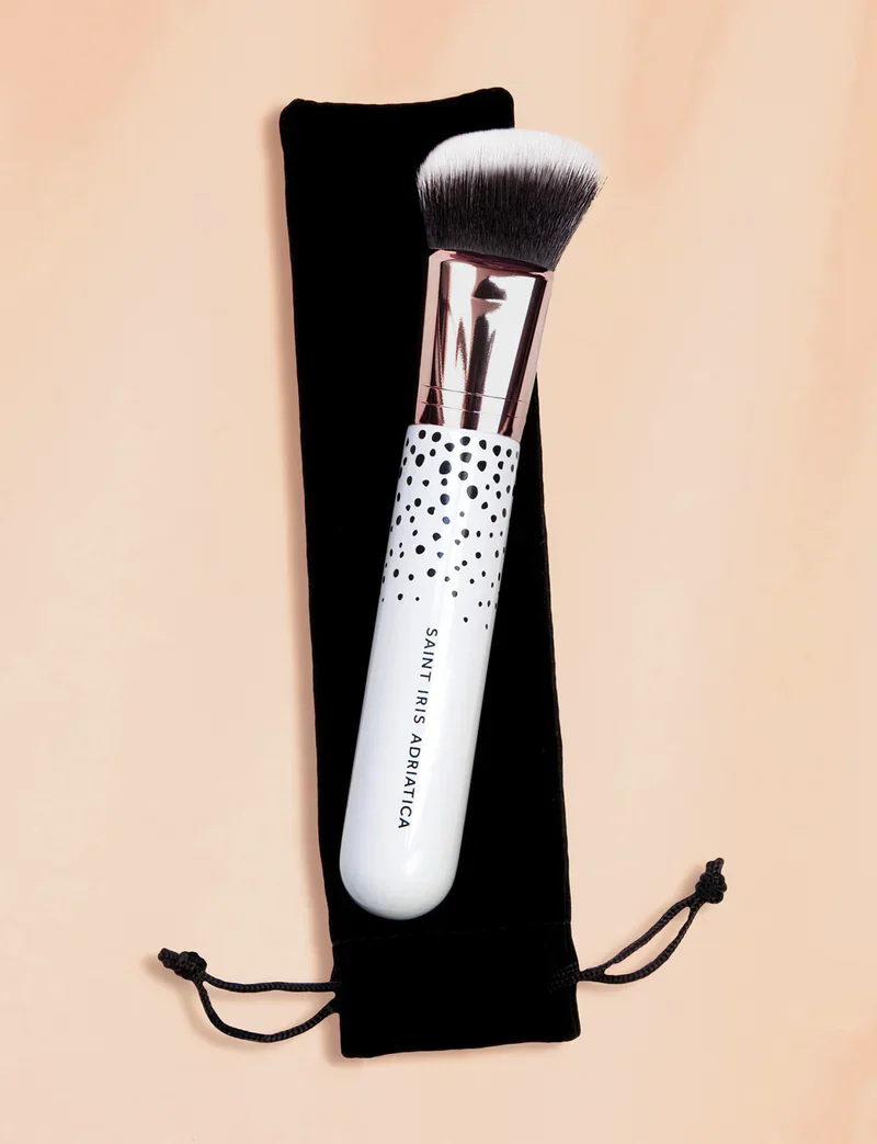 Saint Iris Masking Brush