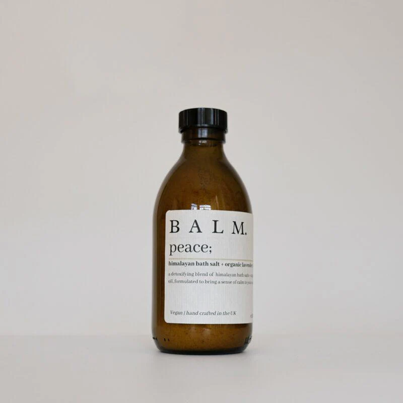Warm Musk & Vanilla - Rest, Relax & Give Back Wellness Box - Image 4