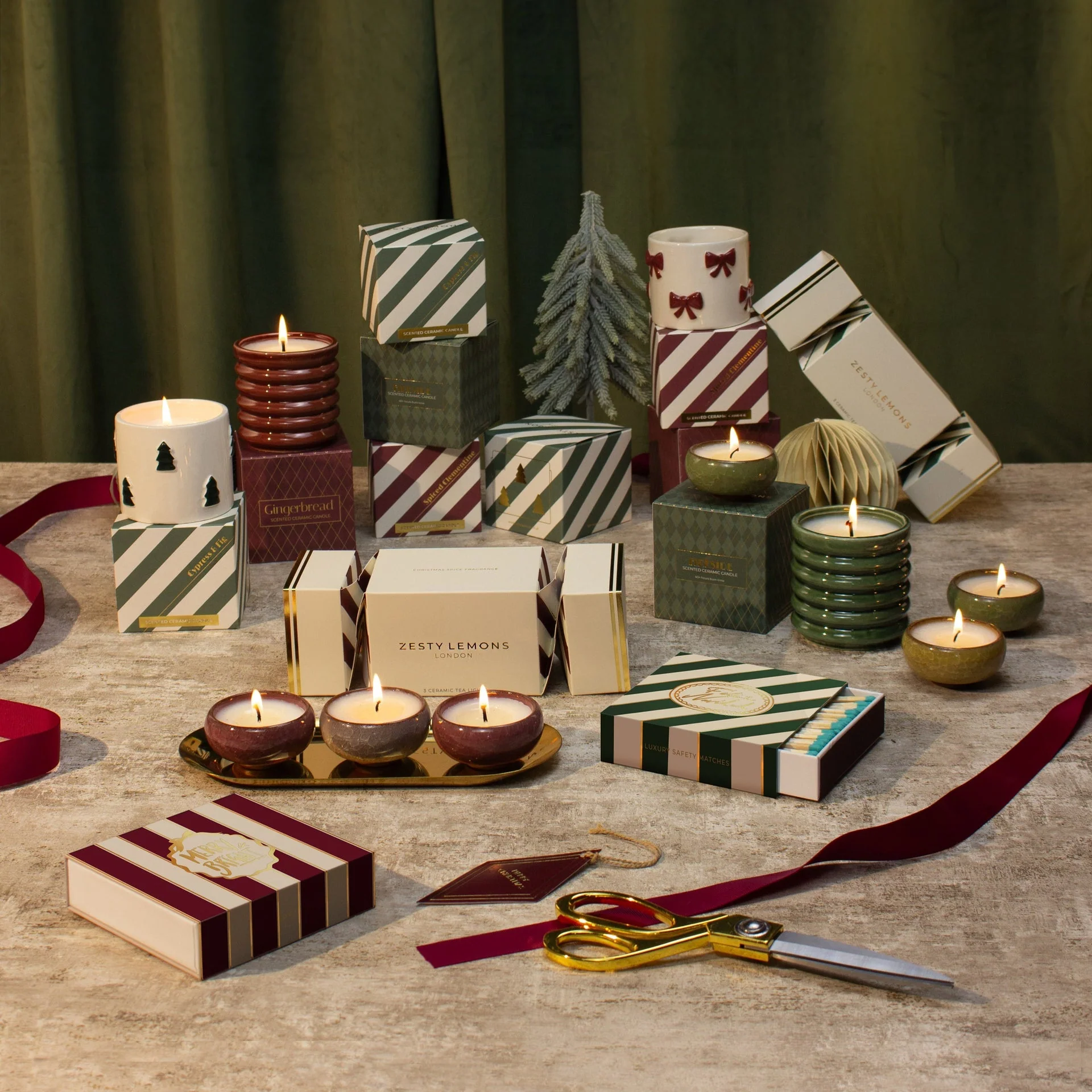 Zesty Lemons Under the Tree: Burgundy Bow Candle - Spiced Clementine - Image 3