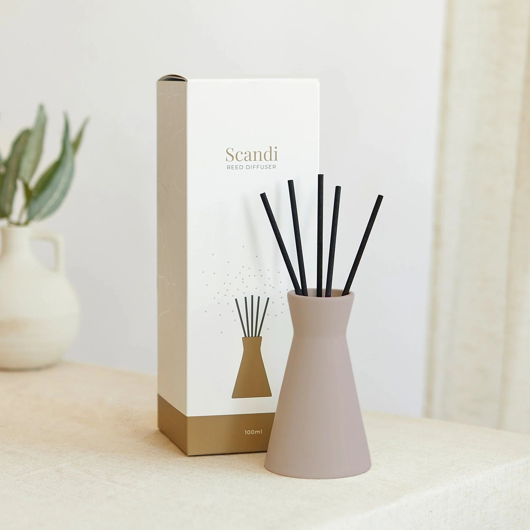 Zesty Lemons Scandi: Mocha Reed Diffuser - Myrrh & Tonka - Image 2